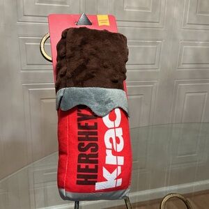 -Hershey’s Plush Dog Toy Squeaky Crinkle (Ultra Rare) Peanut Butter Chocola…